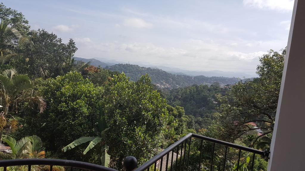 Mount Mirror Resort Kandy Exterior foto