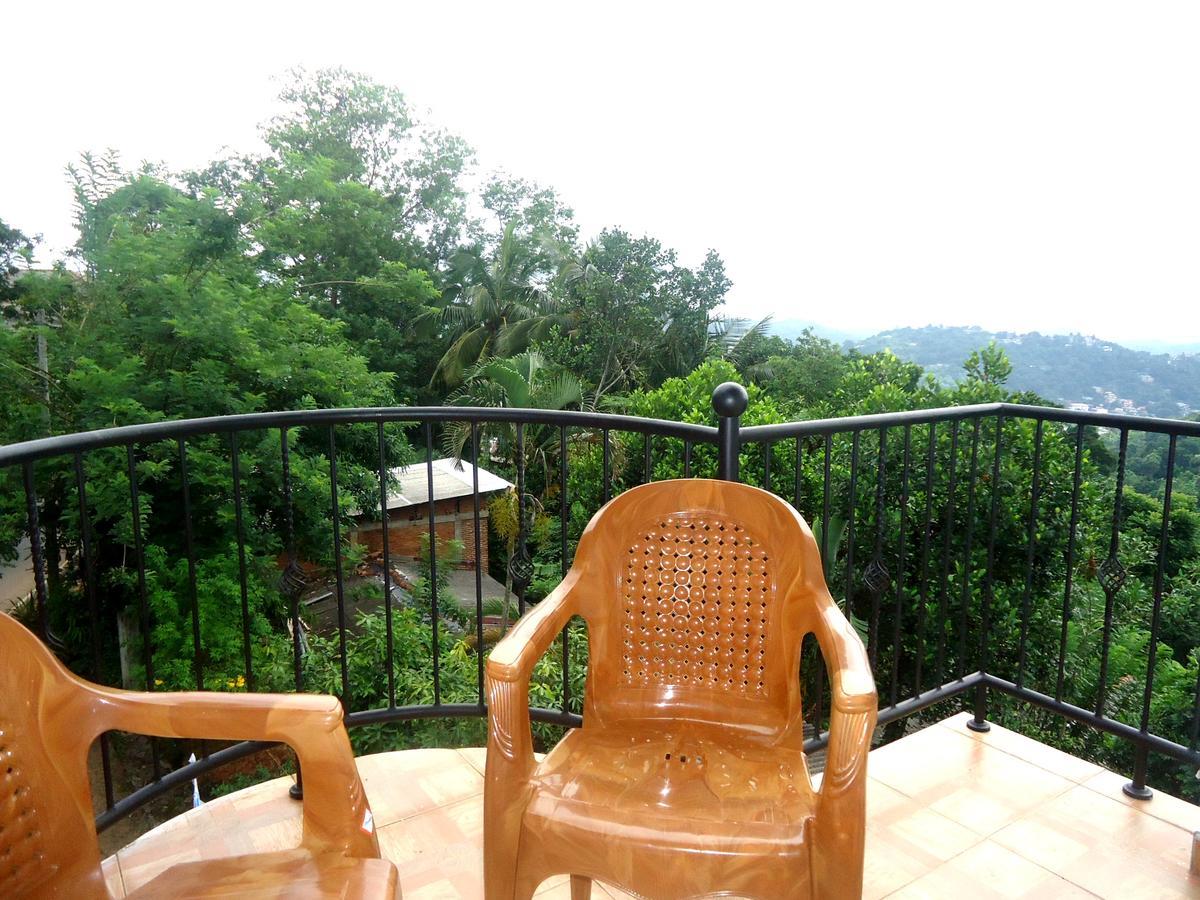 Mount Mirror Resort Kandy Exterior foto